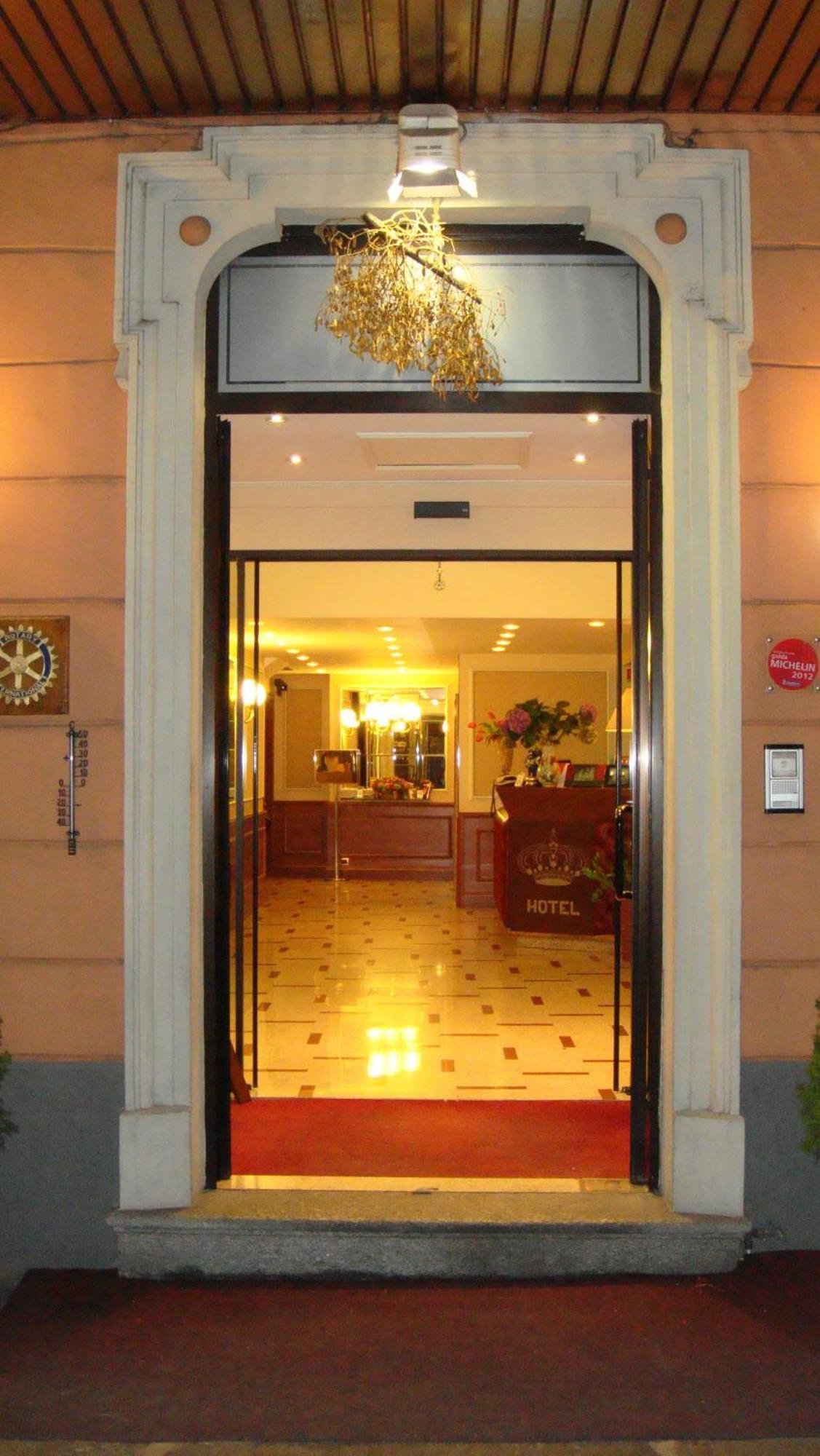 Albergo Corona Domodossola Εξωτερικό φωτογραφία